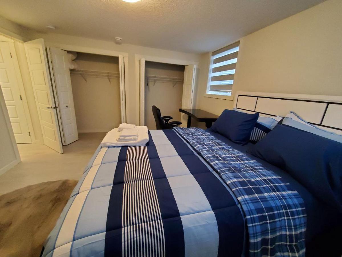 Apartamento Cozy Rockland Park Unit+Parking YYC Exterior foto