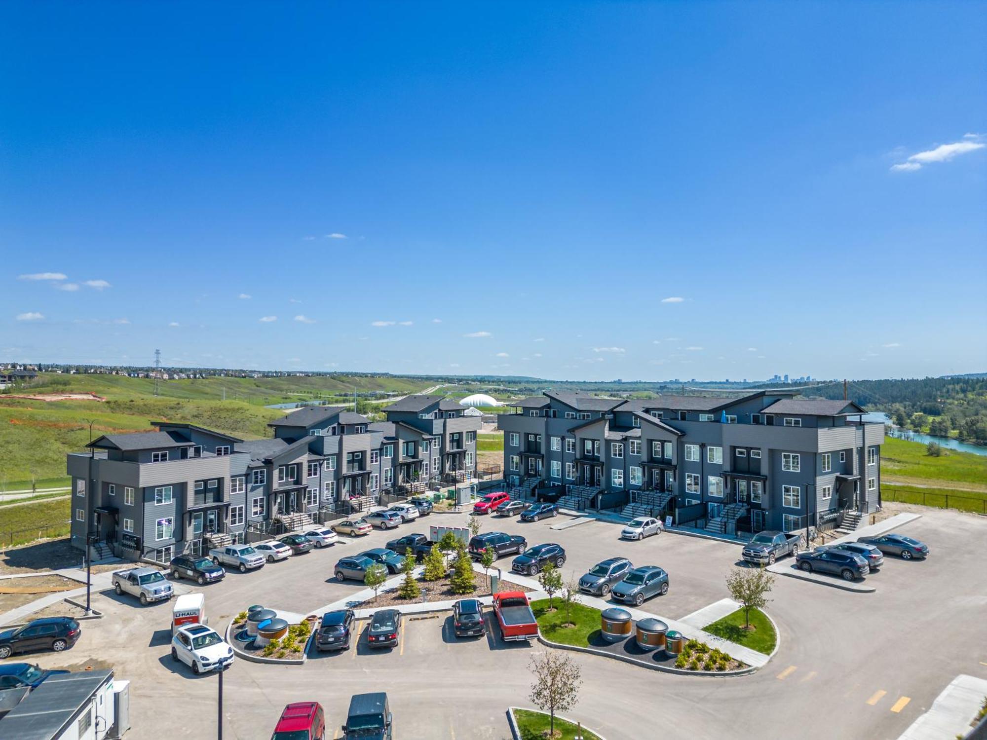 Apartamento Cozy Rockland Park Unit+Parking YYC Exterior foto