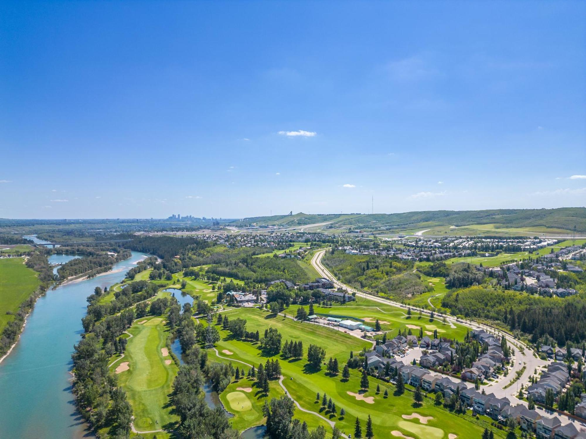 Apartamento Cozy Rockland Park Unit+Parking YYC Exterior foto