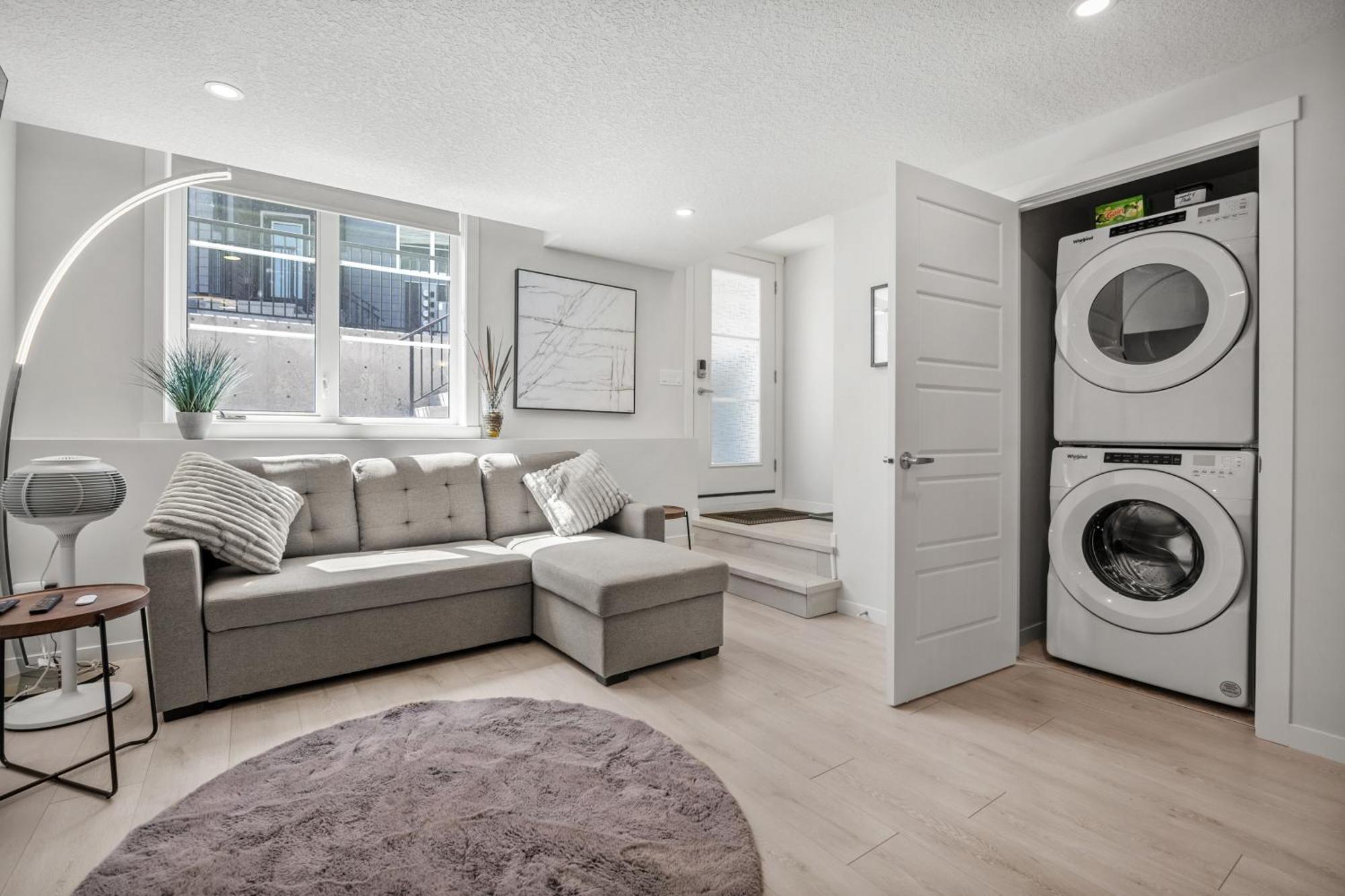 Apartamento Cozy Rockland Park Unit+Parking YYC Exterior foto