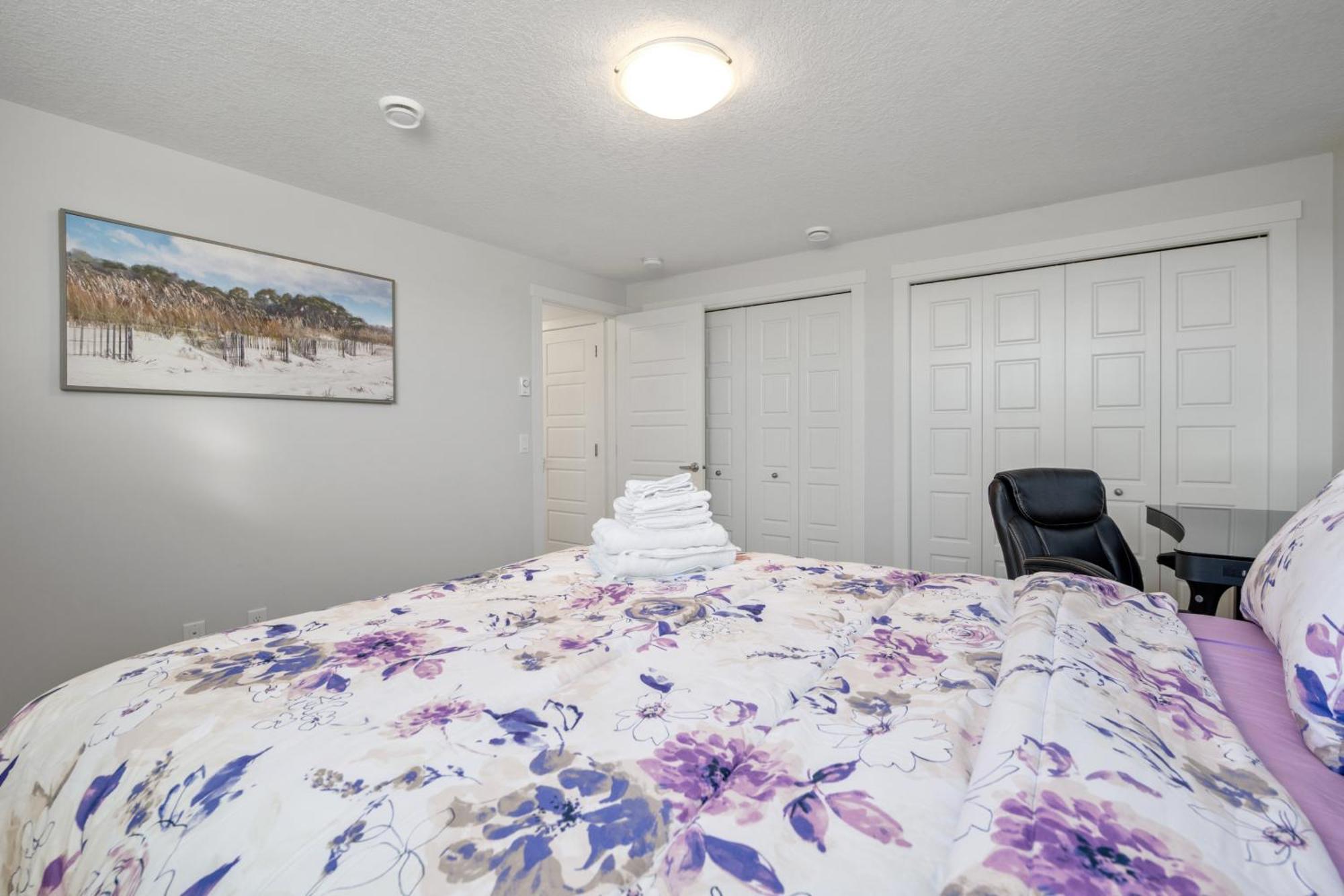 Apartamento Cozy Rockland Park Unit+Parking YYC Exterior foto